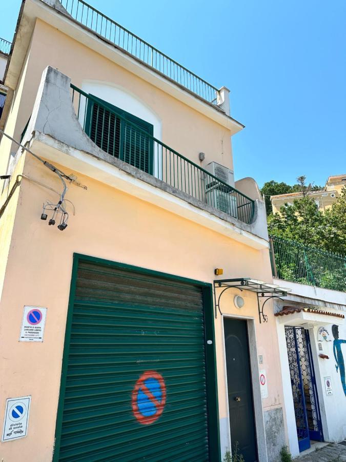La Casa Gialla Vietri Exterior foto